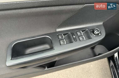 Універсал Volkswagen Golf 2011 в 