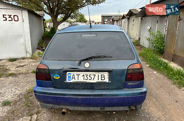 Хэтчбек Volkswagen Golf 1997 в 