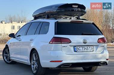 Універсал Volkswagen Golf 2019 в 