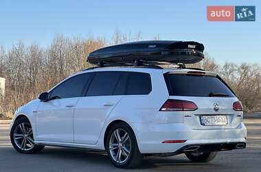 Універсал Volkswagen Golf 2019 в 