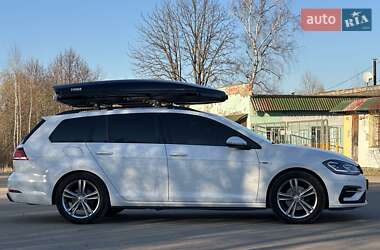 Універсал Volkswagen Golf 2019 в 