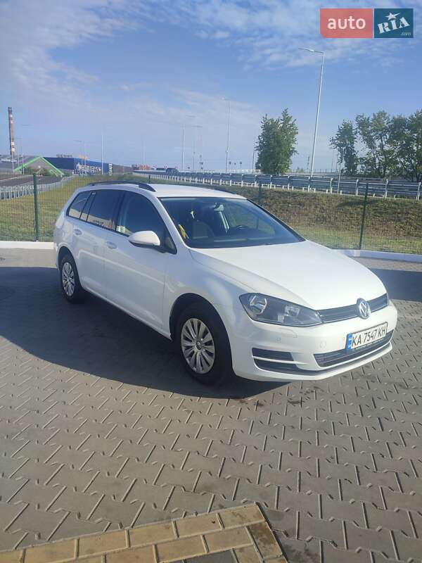 Універсал Volkswagen Golf 2013 в Києві