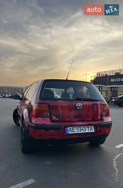 Хэтчбек Volkswagen Golf 1999 в Киеве