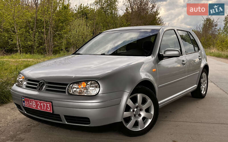Volkswagen Golf 2003