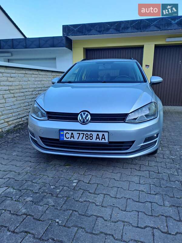 Універсал Volkswagen Golf 2016 в Черкасах