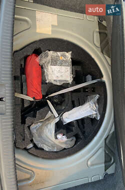 Хэтчбек Volkswagen Golf 2010 в 