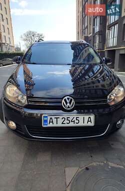 Універсал Volkswagen Golf 2010 в Івано-Франківську