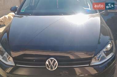 Универсал Volkswagen Golf 2014 в 