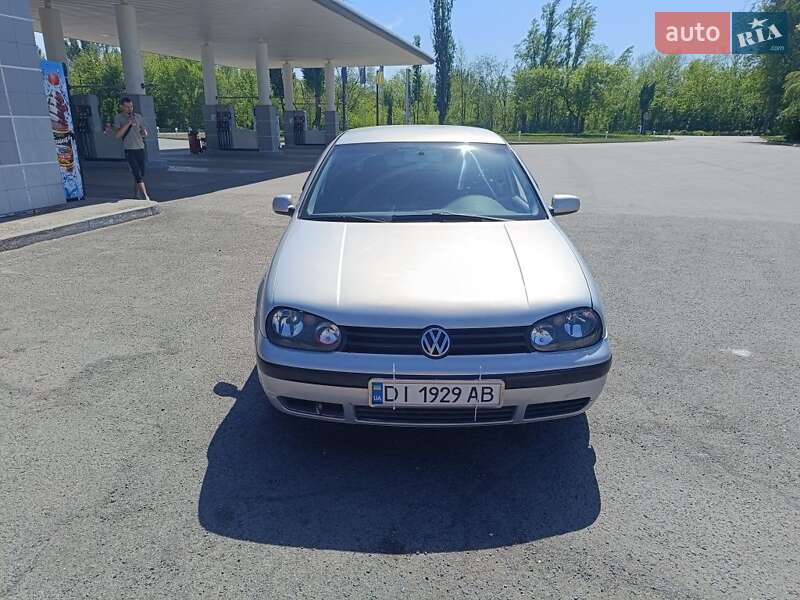 Хетчбек Volkswagen Golf 2000 в Кривому Розі