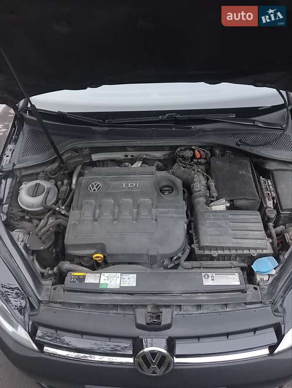 Універсал Volkswagen Golf 2013 в Львові