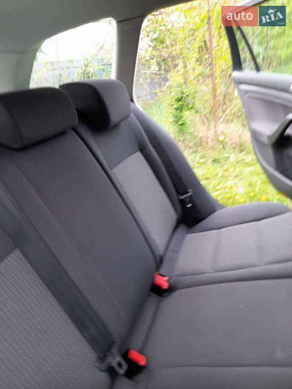 Універсал Volkswagen Golf 2009 в Києві