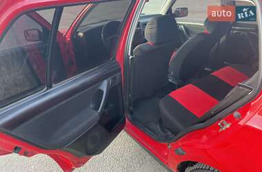 Хетчбек Volkswagen Golf 1994 в 