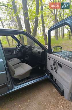 Хетчбек Volkswagen Golf 1988 в 