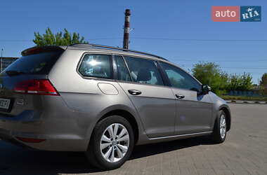 Универсал Volkswagen Golf 2015 в 