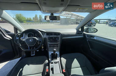 Универсал Volkswagen Golf 2015 в 