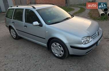 Универсал Volkswagen Golf 2000 в 