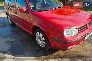 Универсал Volkswagen Golf 2002 в 