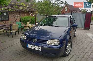 Хэтчбек Volkswagen Golf 1998 в Лубнах
