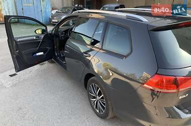 Универсал Volkswagen Golf 2017 в 