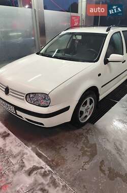 Универсал Volkswagen Golf 2005 в 