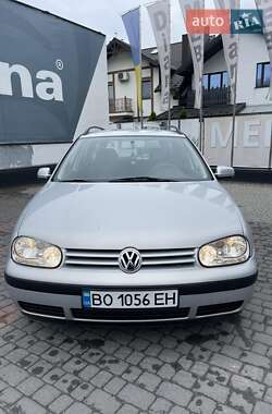 Універсал Volkswagen Golf 2000 в 
