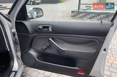 Універсал Volkswagen Golf 2000 в 