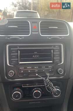 Хэтчбек Volkswagen Golf 2009 в 