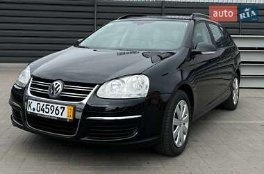 Універсал Volkswagen Golf 2008 в 