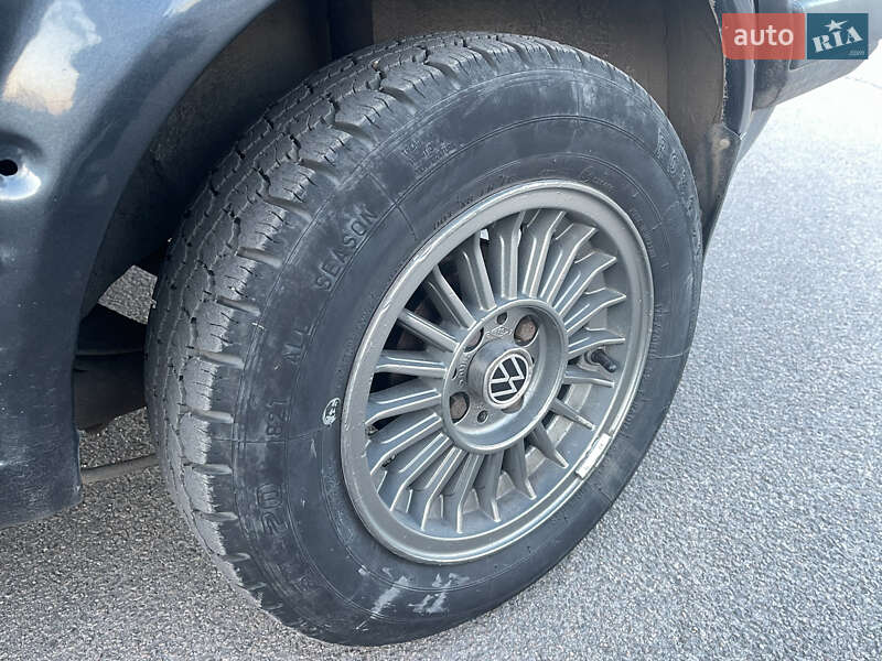 Хэтчбек Volkswagen Golf 1986 в Днепре
