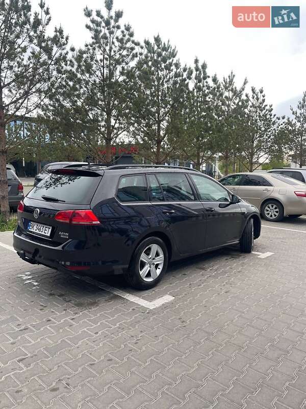 Универсал Volkswagen Golf 2013 в Сарнах