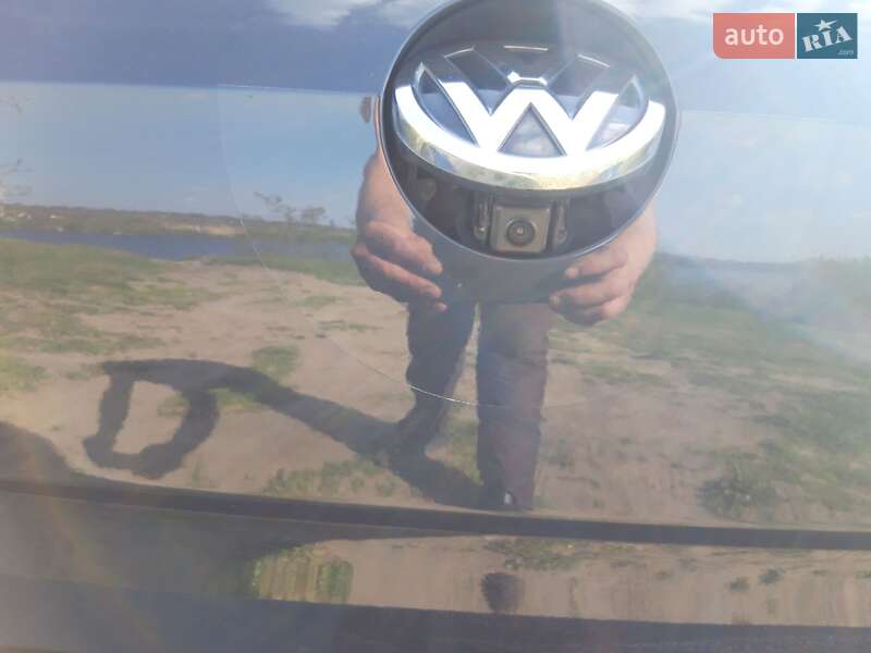 Хэтчбек Volkswagen Golf 2020 в Днепре