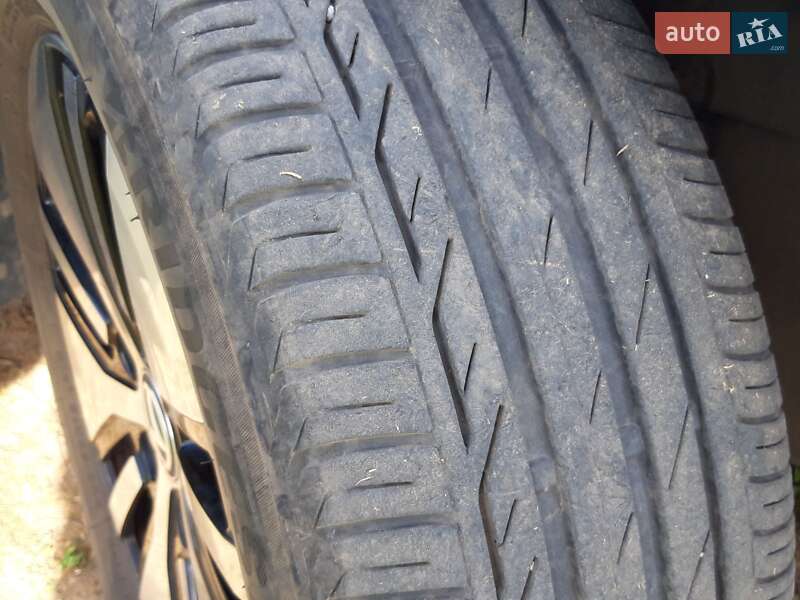 Хэтчбек Volkswagen Golf 2020 в Днепре