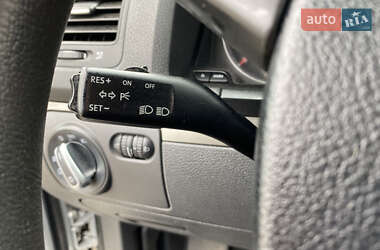 Хетчбек Volkswagen Golf 2005 в 