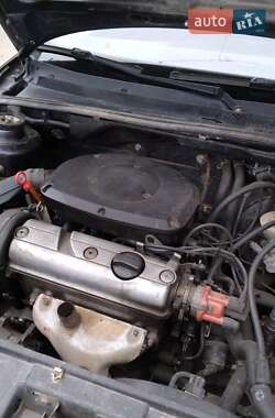 Хетчбек Volkswagen Golf 1995 в 