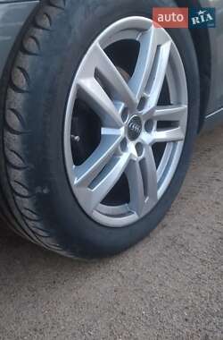 Универсал Volkswagen Golf 2009 в Сарнах