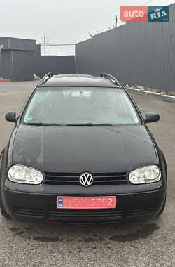 Универсал Volkswagen Golf 2005 в Полтаве