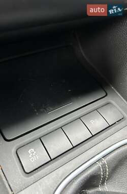 Універсал Volkswagen Golf 2012 в 