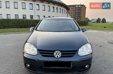 Хэтчбек Volkswagen Golf 2007 в Луцке