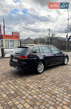 Універсал Volkswagen Golf 2020 в 