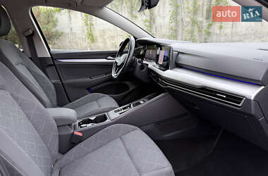 Универсал Volkswagen Golf 2021 в 