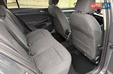 Универсал Volkswagen Golf 2021 в 