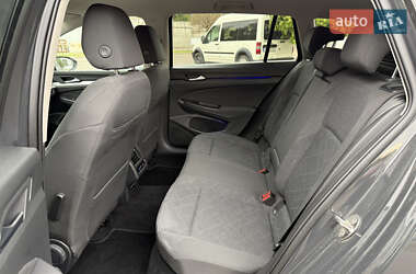 Универсал Volkswagen Golf 2021 в 