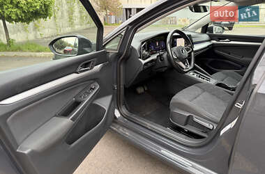 Универсал Volkswagen Golf 2021 в 