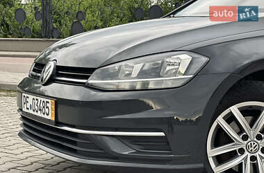 Універсал Volkswagen Golf 2020 в 