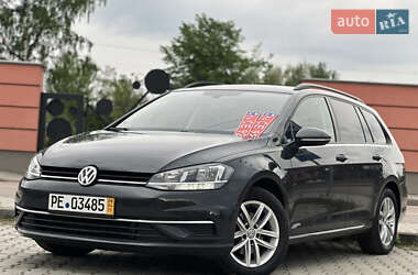 Універсал Volkswagen Golf 2020 в 