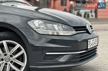 Універсал Volkswagen Golf 2020 в 