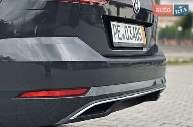 Універсал Volkswagen Golf 2020 в 