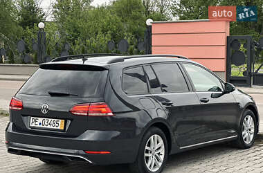 Універсал Volkswagen Golf 2020 в 