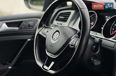 Універсал Volkswagen Golf 2020 в 