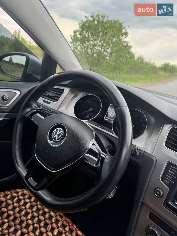 Универсал Volkswagen Golf 2016 в Львове фото 13 Универсал Volkswagen Golf 2016 в Львове